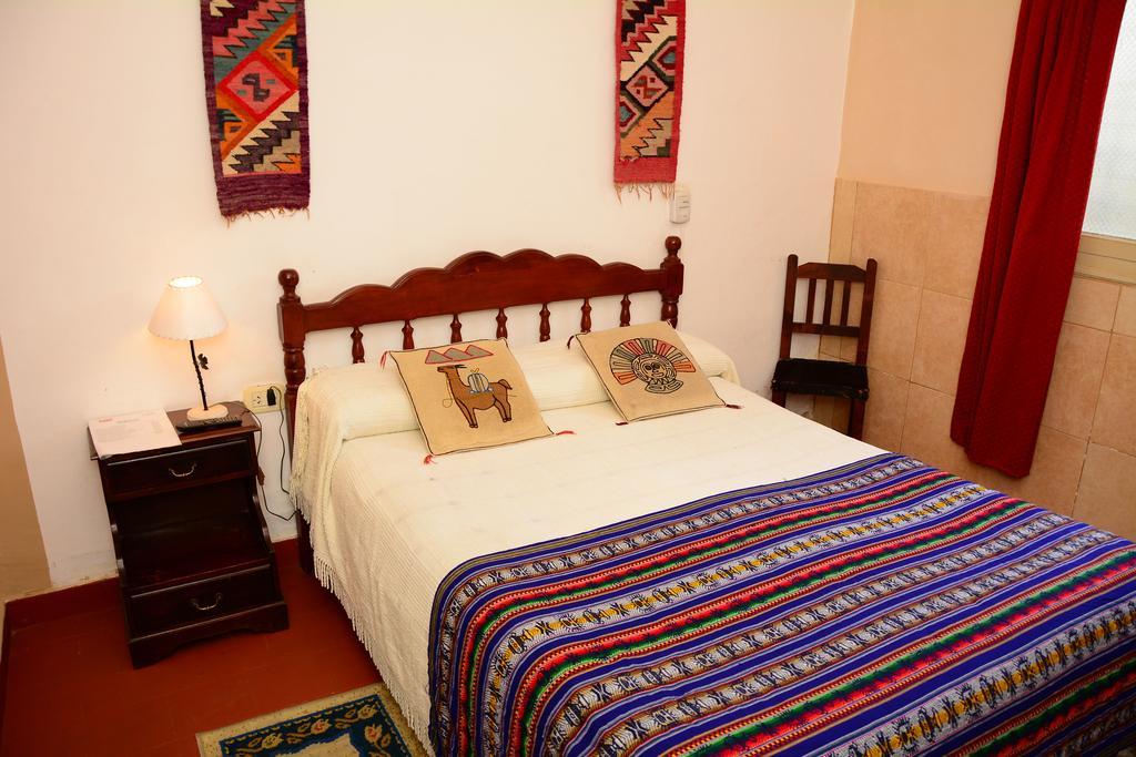 Hostal Yatasto Salta Eksteriør bilde