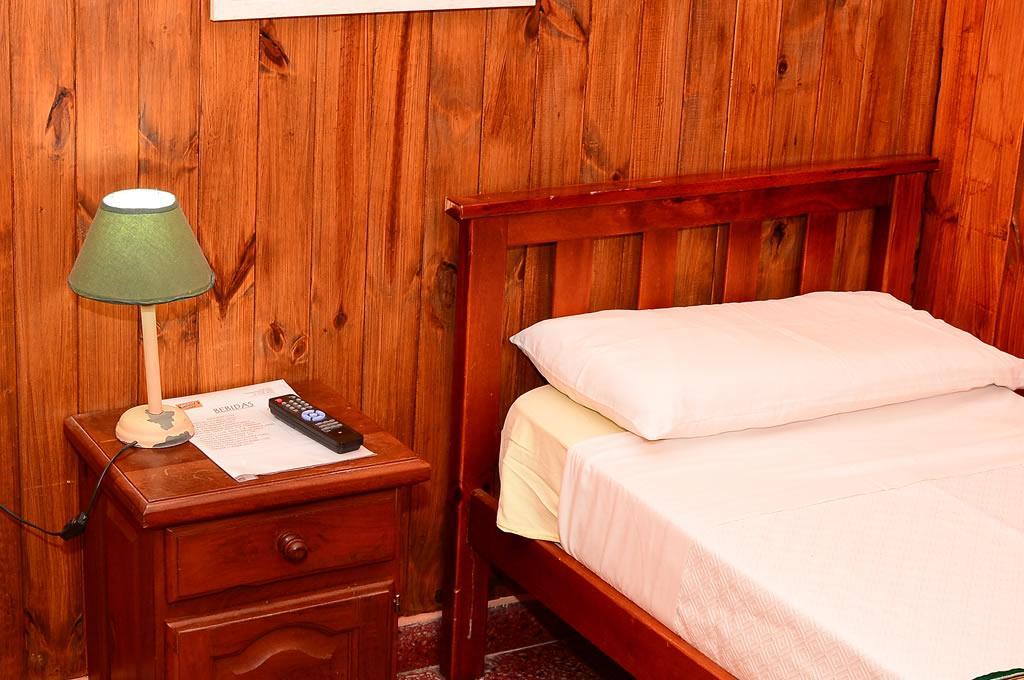 Hostal Yatasto Salta Eksteriør bilde